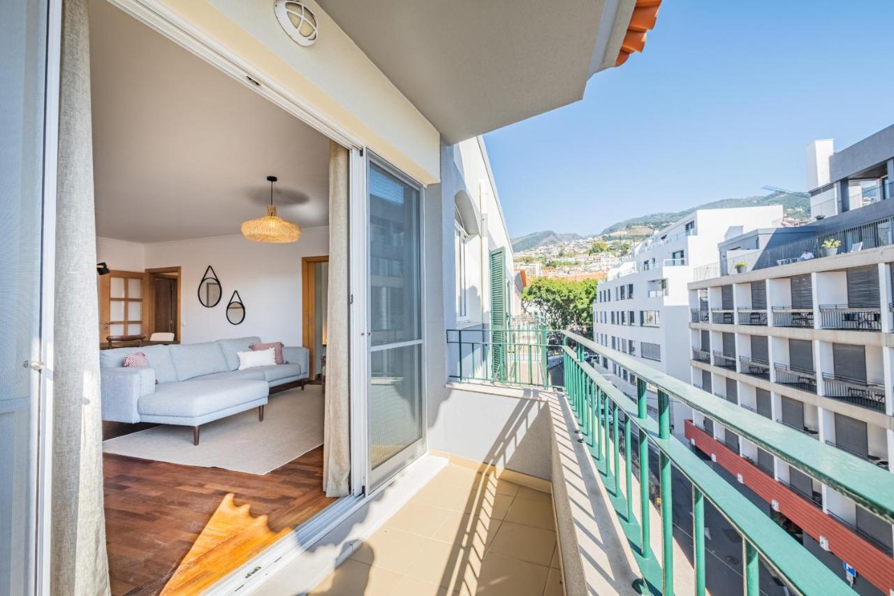 Pateo Do Carmo - By Wehost Apartment Фуншал Екстериор снимка