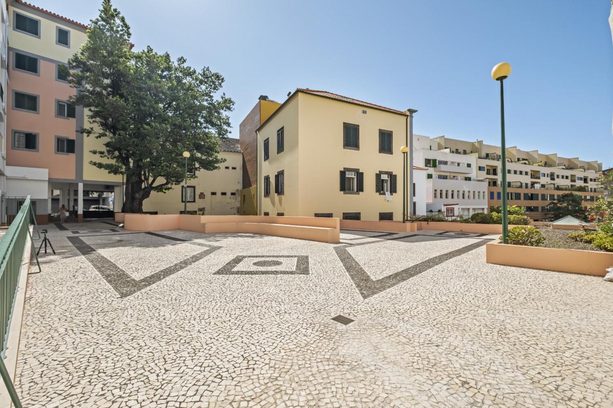 Pateo Do Carmo - By Wehost Apartment Фуншал Екстериор снимка