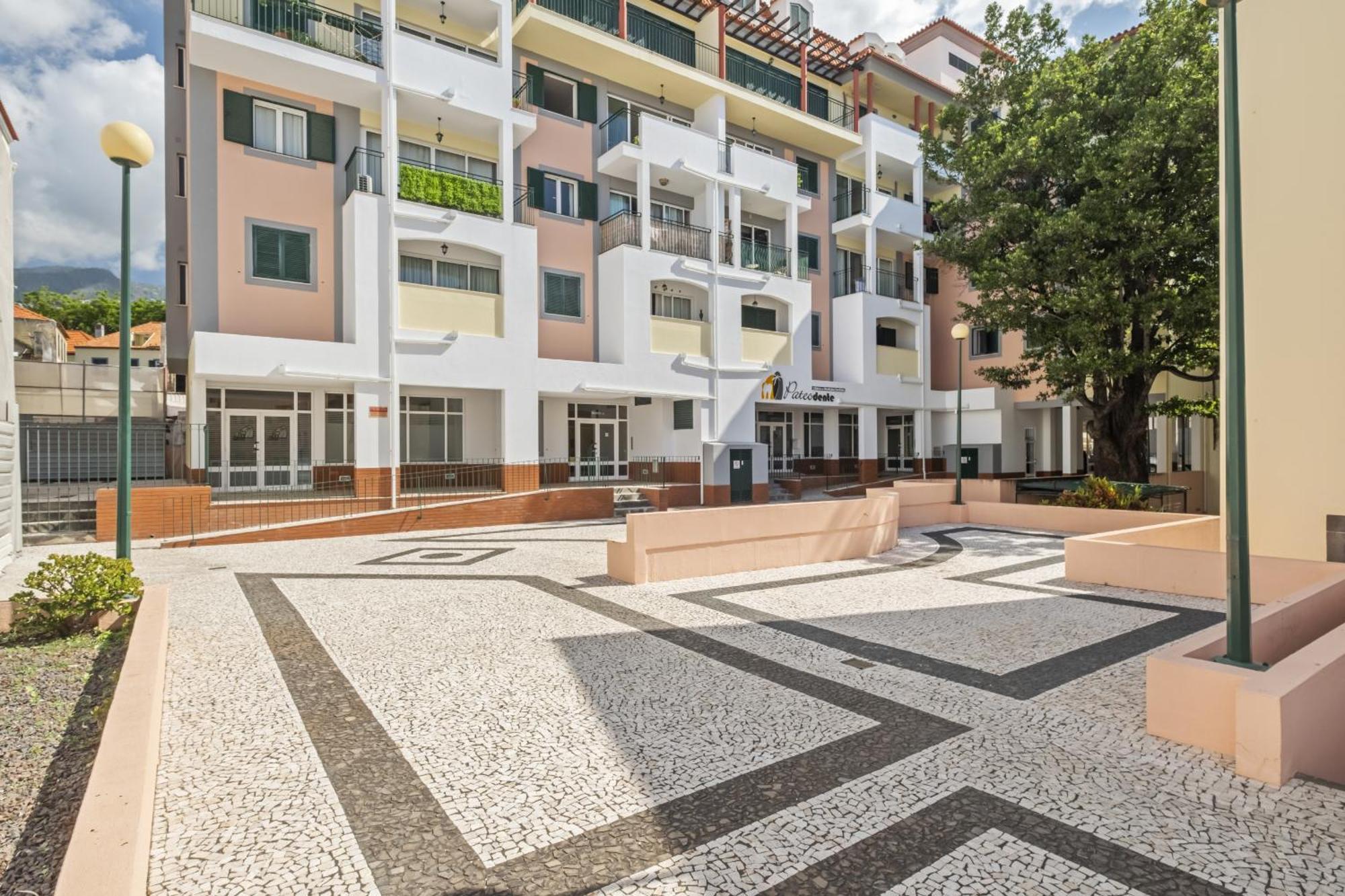 Pateo Do Carmo - By Wehost Apartment Фуншал Екстериор снимка